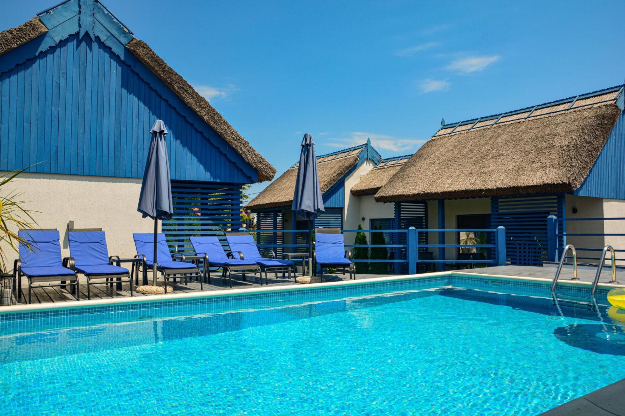 Deja Blue - Adult Only Hotel Sfantu Gheorghe  Exterior photo