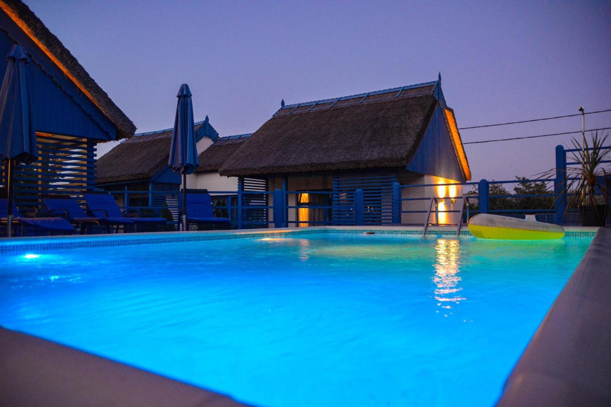 Deja Blue - Adult Only Hotel Sfantu Gheorghe  Exterior photo