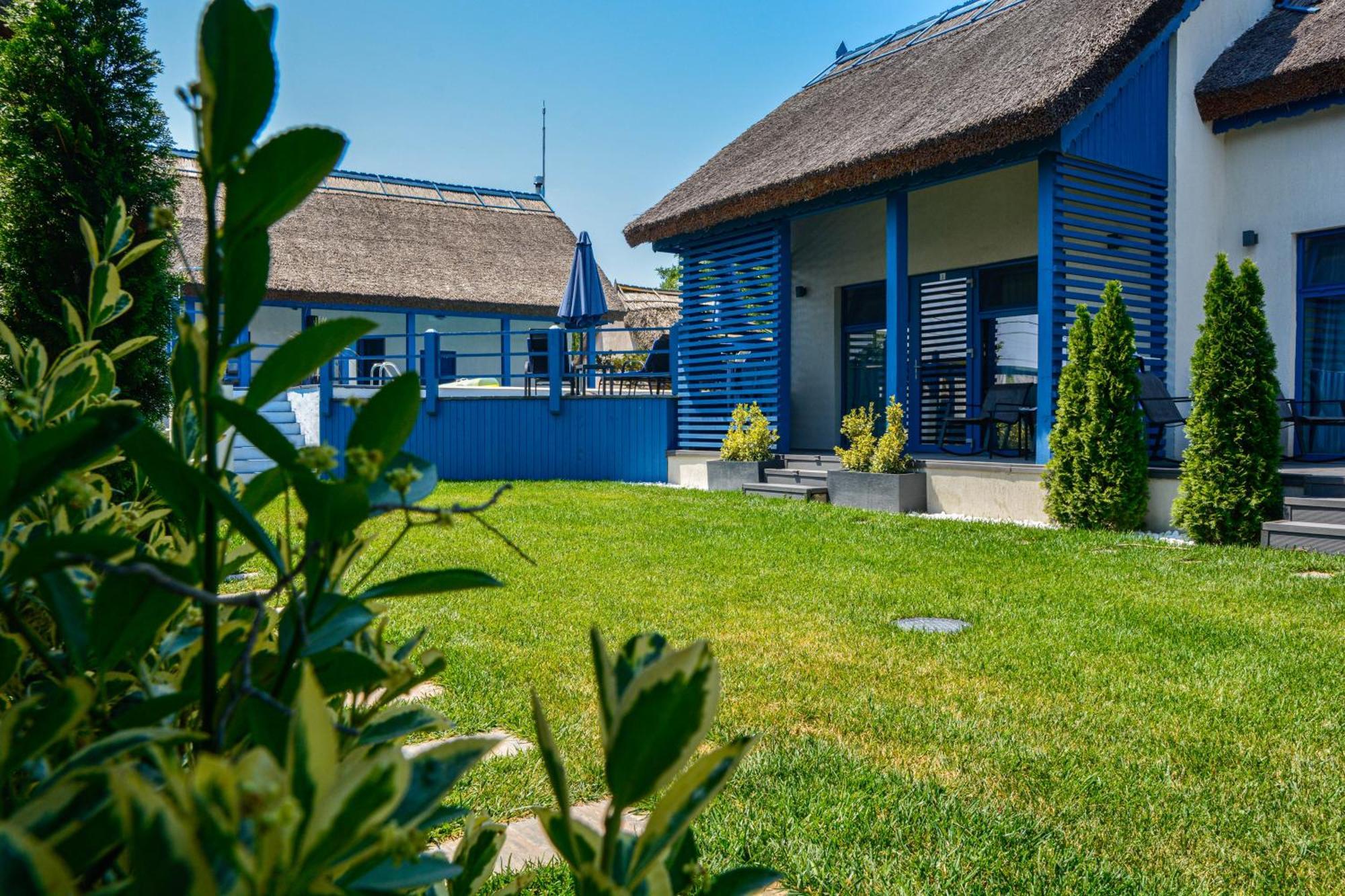 Deja Blue - Adult Only Hotel Sfantu Gheorghe  Exterior photo